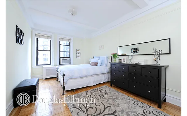 Sold by Douglas Elliman | media 8