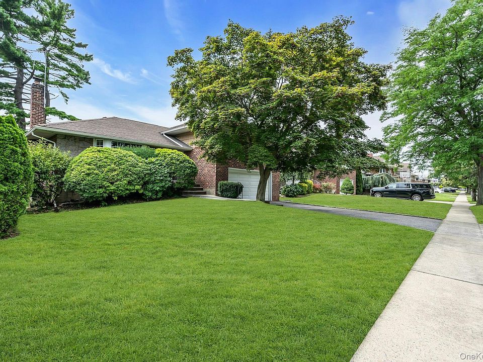 1st image of 31 Bellwood Drive