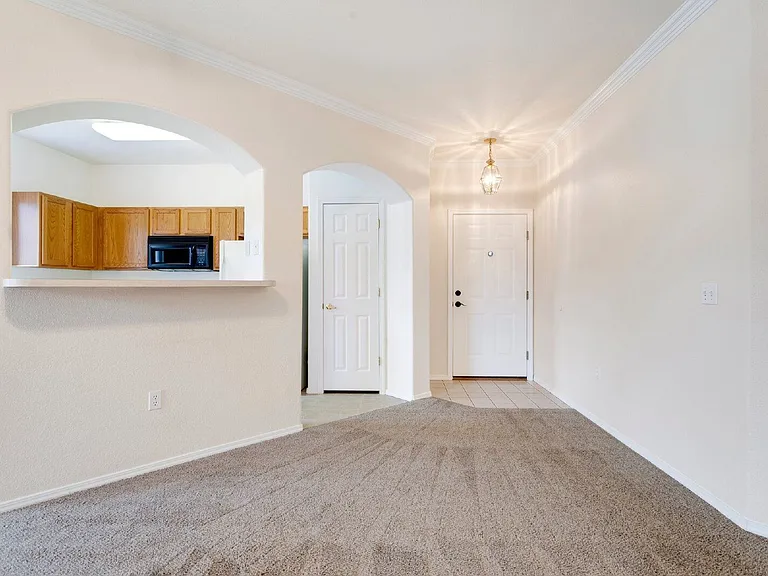 3625 Strawberry Field Grv #D — Photo 3