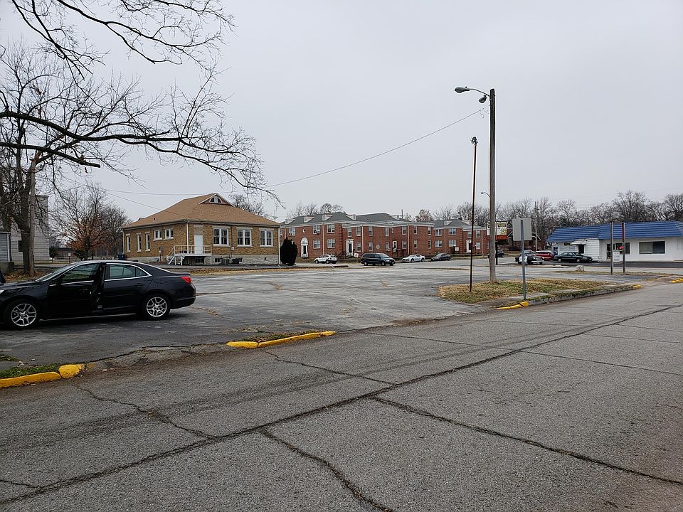 2nd image of 502 S Garrison Ave