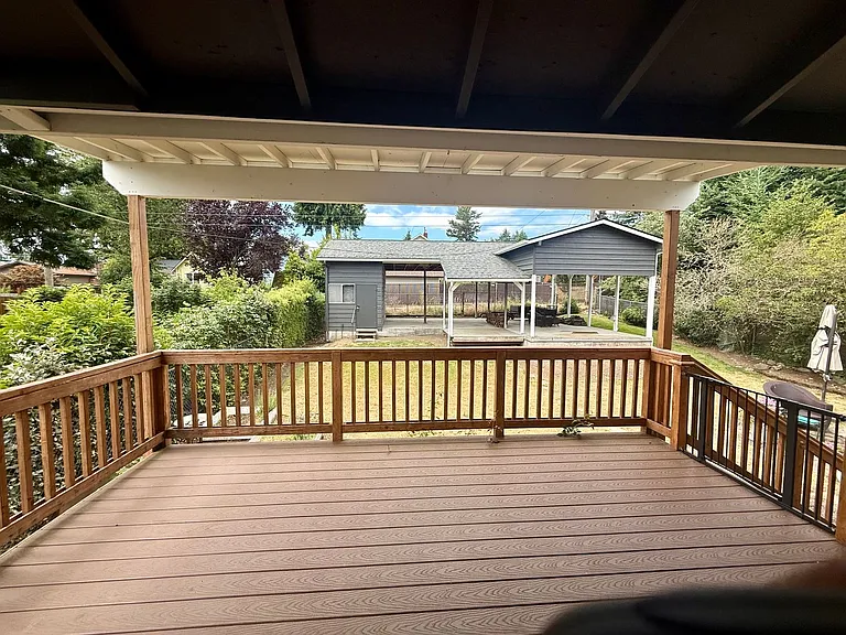 8421 31st Ave SW — Photo 15