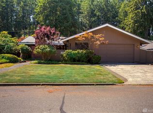 1080 Daniels Dr, Fircrest, WA 98466