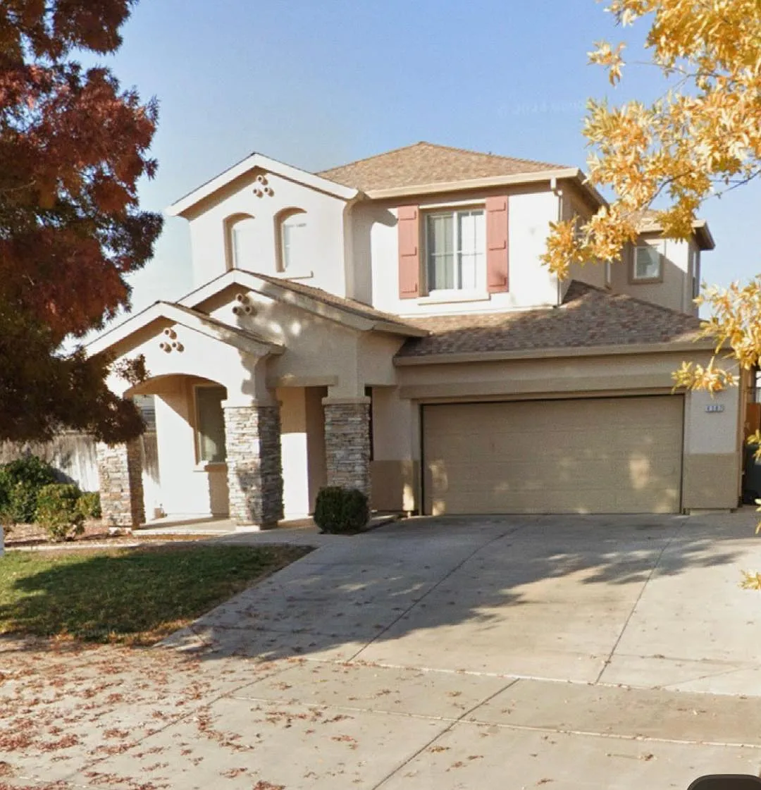 4307 Bixby Way photo 1