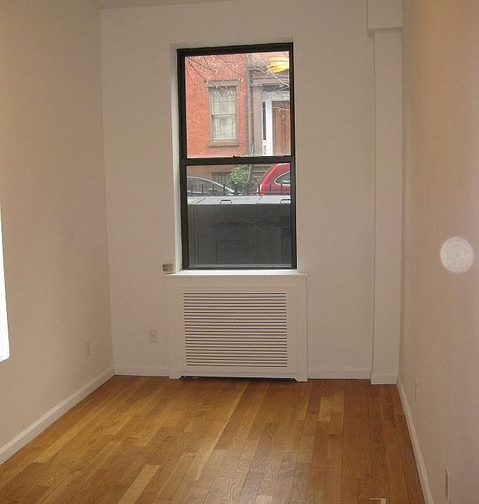 1st image of 49 W 11th St APT 6