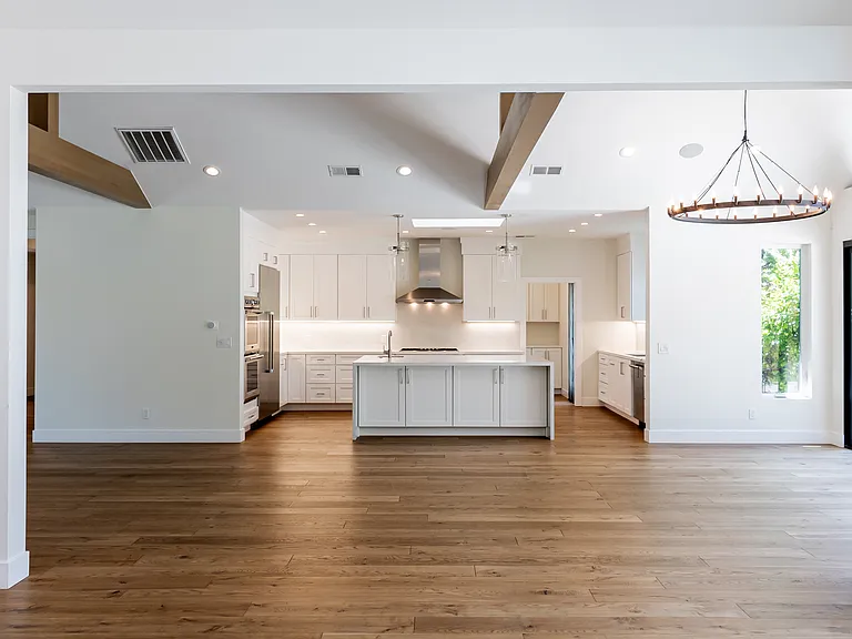 1452 Fallen Leaf Ln — Photo 10
