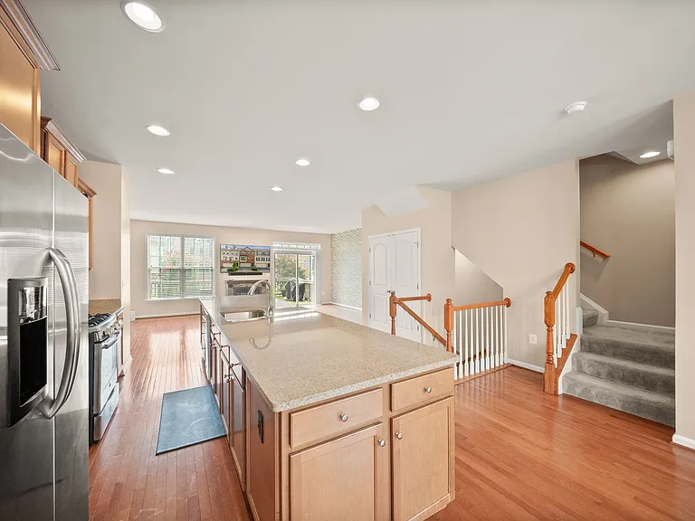 1439 Occoquan Heights Ct — Photo 16