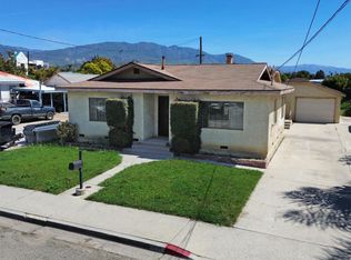 405 Acacia Rd, Santa Paula, CA 93060