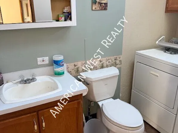 137 Oregon Ave, Lovell, WY 82431