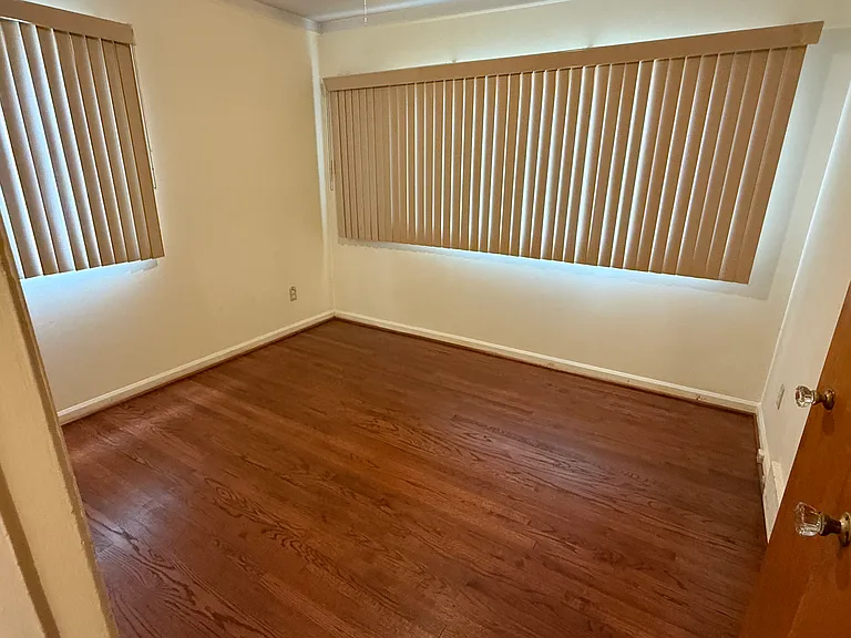 5737 Colonial St — Photo 8