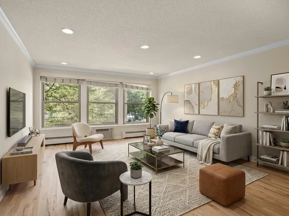 821 Douglas Ave APT 204, Minneapolis, MN 55403