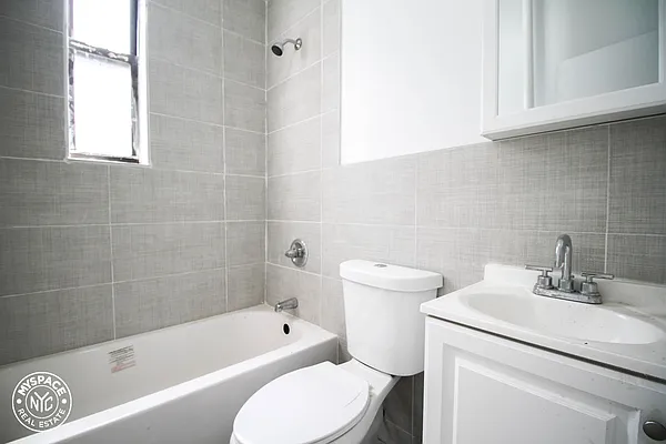 Rented by MySpaceNYC | media 10