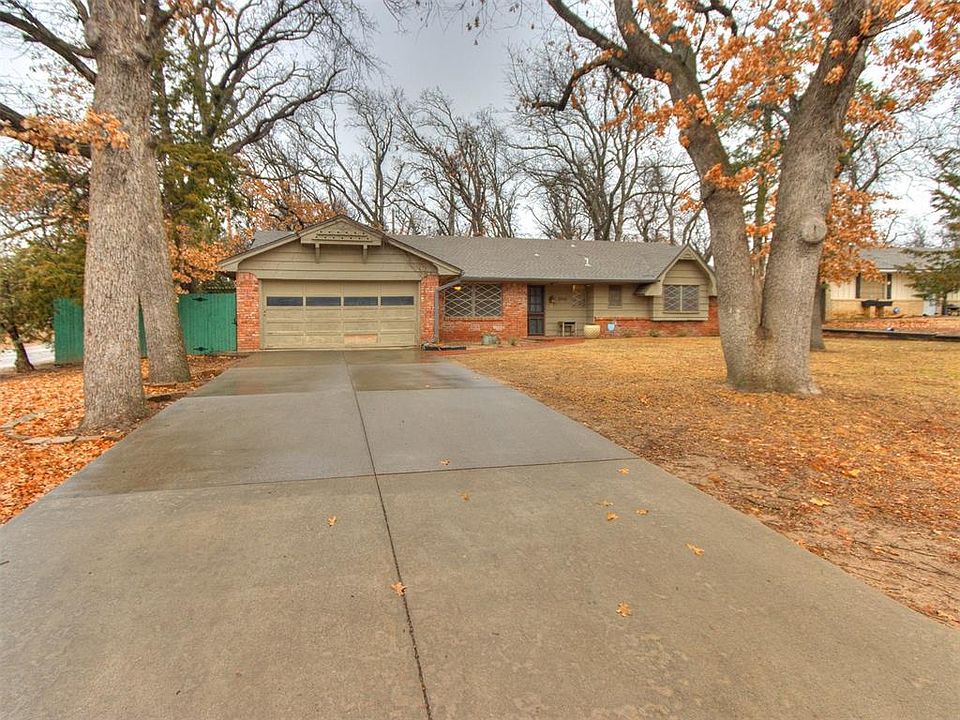 1st image of 5961 NW 27th St