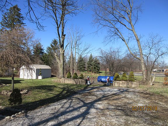 5th image of 21082 Westwood Dr