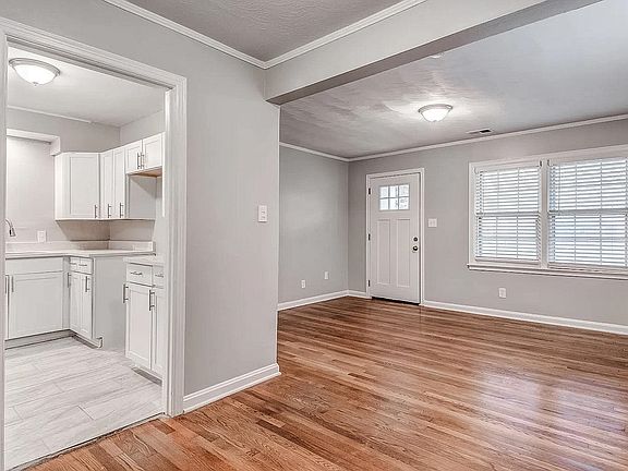 4th image of 4402 Boyce Rd
