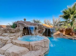 5876 Lindell Rd, Las Vegas, NV 89118