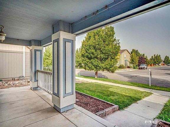 4th image of 1431 Honeylocust Ave