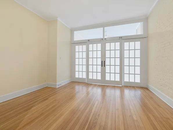 330 West 17th Street image 3 of 6