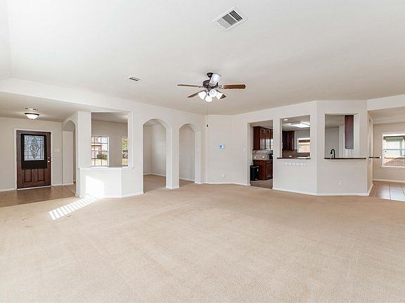 4th image of 4700 Lake Line Ct