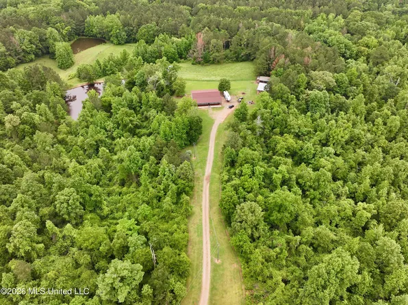 956 Franklin Rd, Morton, MS 39117