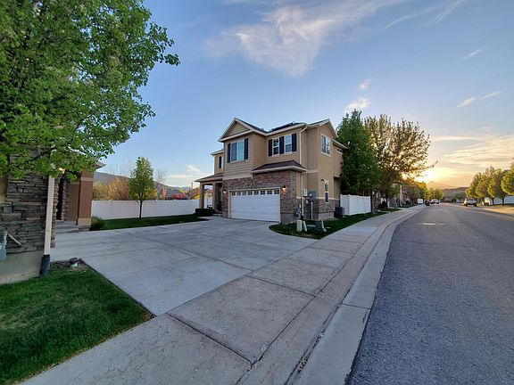 2nd image of 5059 W London Bay Dr