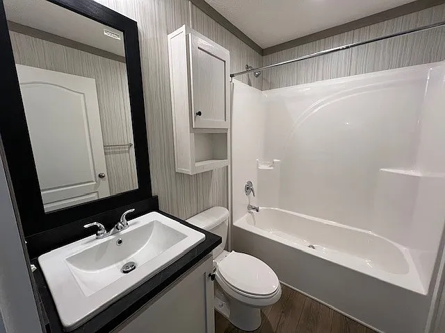 Cottonwood Cove — Photo 16