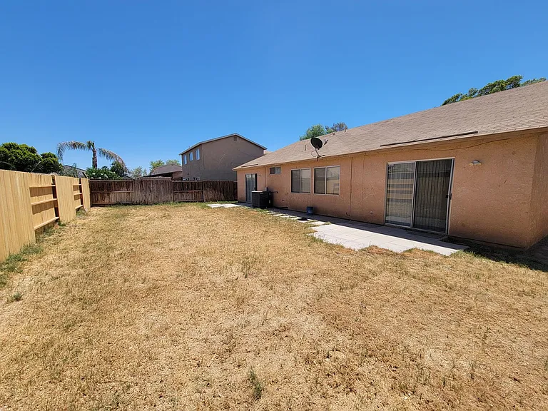 861 W Legion Rd — Photo 10
