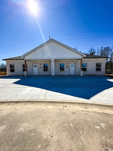 1716 Rosemary Dr Photo 1