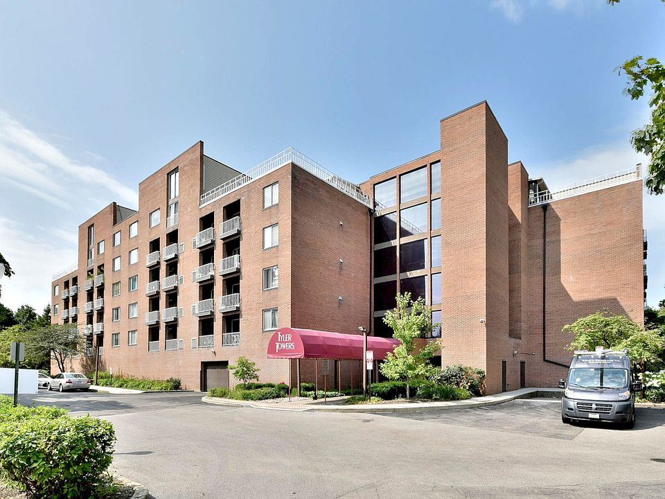 1st image of 1450 Plymouth Ln APT 410