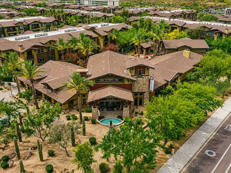 One North Scottsdale Apartments