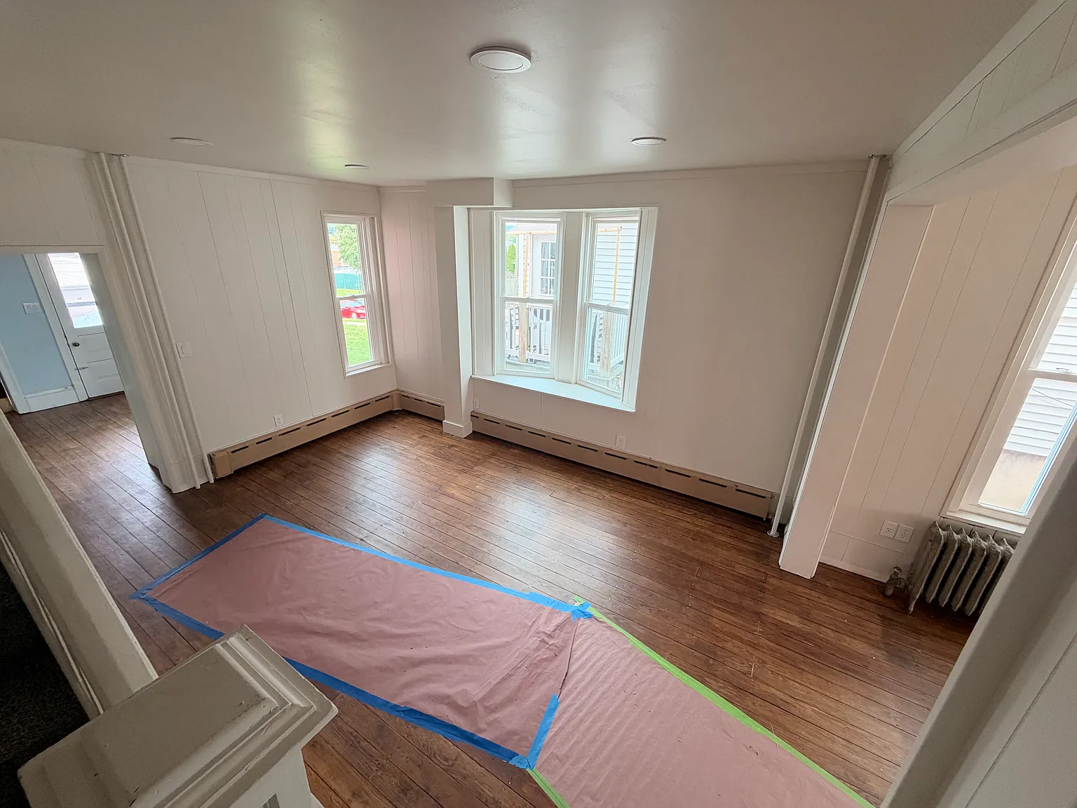 4 bed, 1.5 bath, 1830 sqft, $2,000 — Photo 3