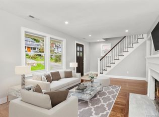 147 Knickerbocker Ave, Stamford, CT 06907