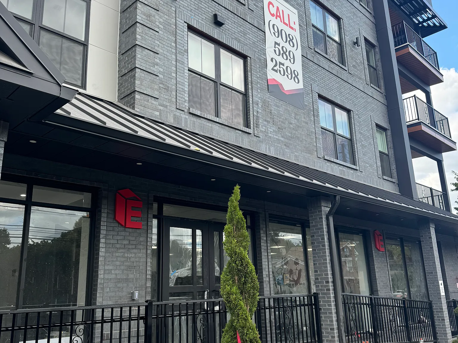 2 bed, 1318 sqft, $2,895 — Photo 2