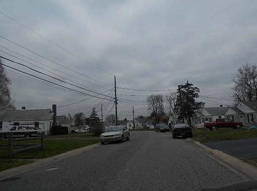 2nd image of 310 W Franklin Ave