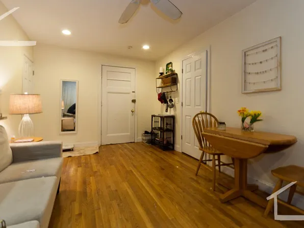 46 Egmont St #3, Brookline, MA 02446