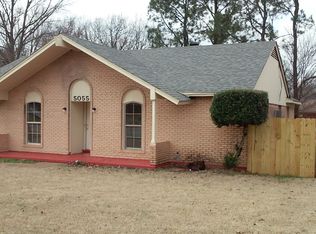 5055 Golden Oaks Dr, Memphis, TN 38118