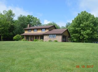 8966 N Barker Rd, Byron, IL 61010