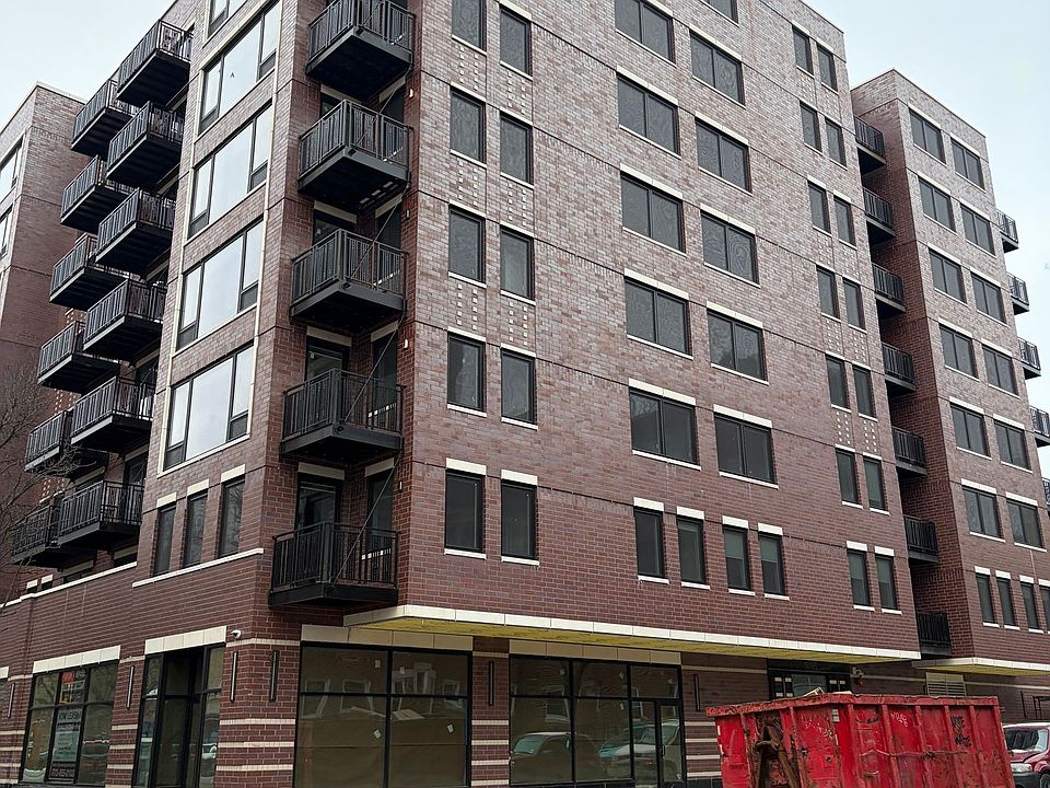 Building Photo 5