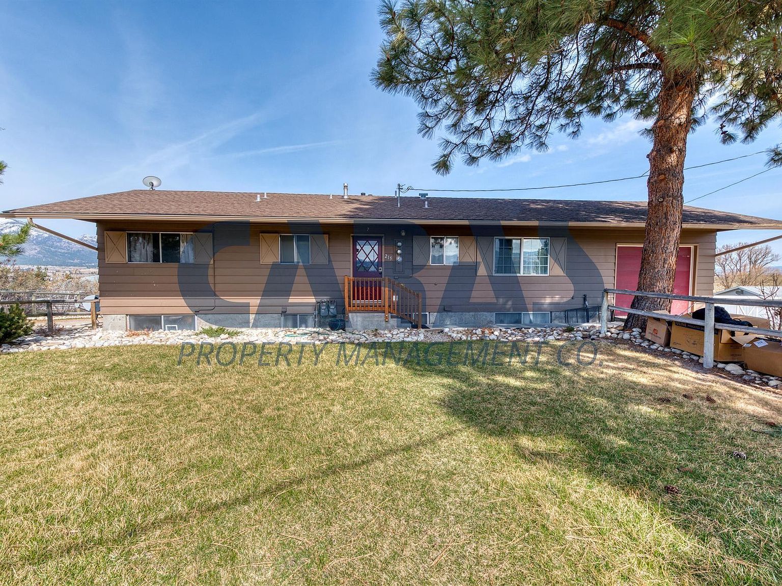 215 Mockingbird Hl #215, Hamilton, Mt 59840 