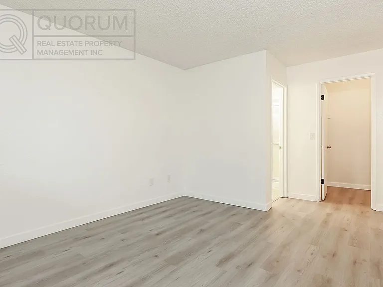 21615 80th Ave W #101 — Photo 12