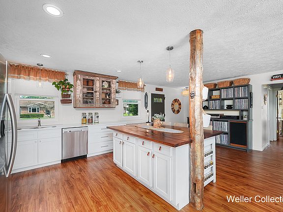 4th image of 2826 Bluewater Ln SW