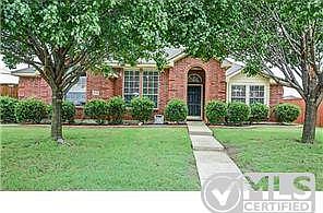 1828 Lake Falcon Dr.