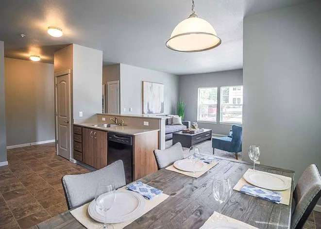 River Ridge Apartments — Photo 33