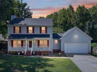 5805 Edgebrook Ct, Jamestown, NC 27282