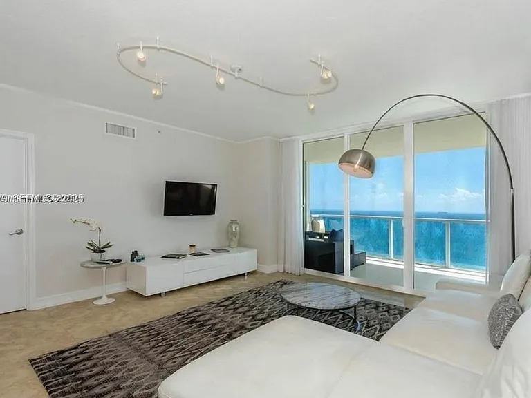 16699 Collins Ave #3902 — Photo 21