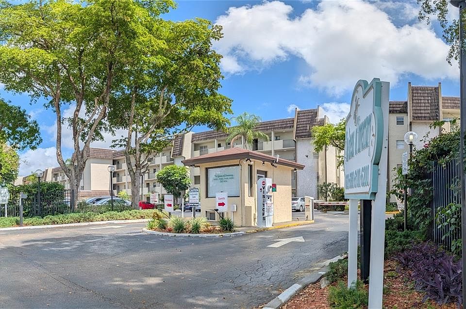 1st image of 6080 NW 44th St APT 305