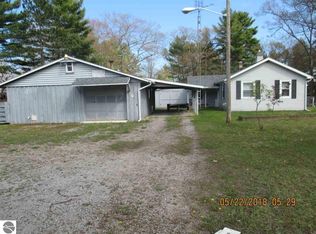 1038 N Us Highway 23, East Tawas, MI 48730