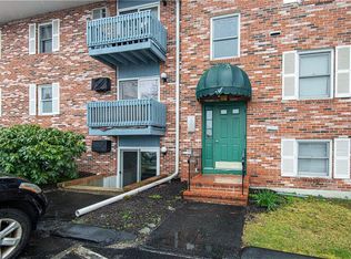 200 Manville Hill Rd APT 2, Cumberland, RI 02864