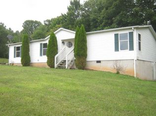 126 Grouse Hollow Ln, Galax, VA 24333