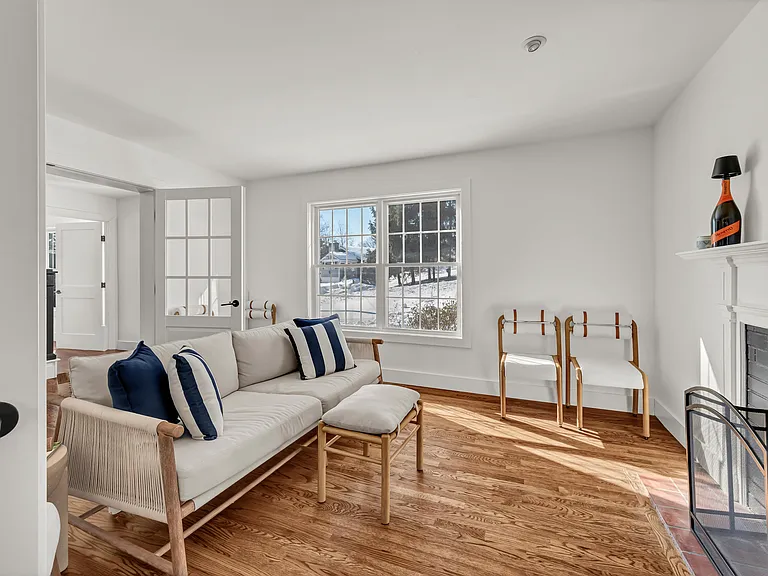 5 Main Dr — Photo 11