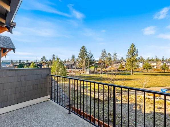 1111 N Lavender Ln, Sisters, OR 97759